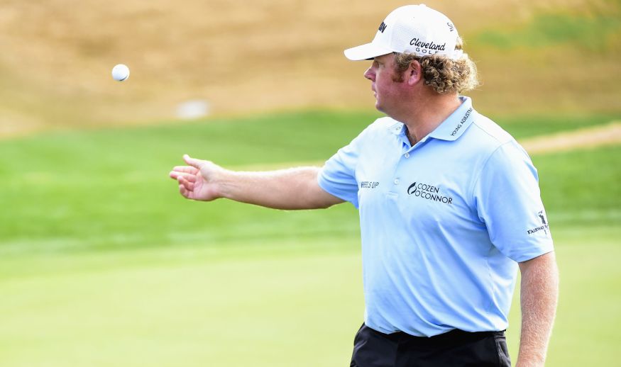 LA QUINTA, CA - JANUARY 19: William McGirt birdies on the fourth hole during the first round of the CareerBuilder Challenge in Partnership with The Clinton Foundation on the Jack Nicklaus Tournament course at PGA West on January 19, 2017 in La Quinta, California.  (Photo by Harry How/Getty Images)