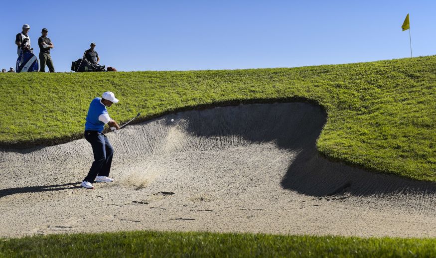 SAN DIEGO, CA - JANUARY 26: Tiger Woods plays a bunker shot on the second hole during the first round of the Farmers Insurance Open at Torrey Pines Golf Course on January 26, 2017 in San Diego, California. (Photo by Stan Badz/PGA TOUR)
