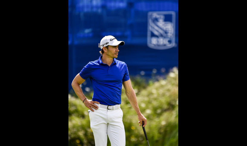 OAKVILLE, ON - JULY 28:  Camilo Villegas of Colombia waits to putt on the 18th hole during the second round of the RBC Canadian Open at Glen Abbey Golf Club on July 28, 2017 in Oakville, Canada.  (Photo by Minas Panagiotakis/Getty Images)