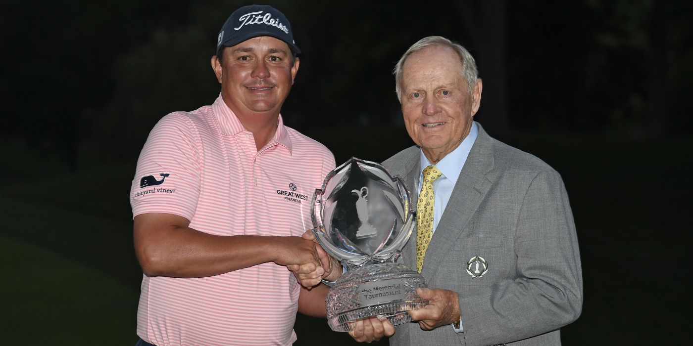 Jack congratulates Jason Dufner