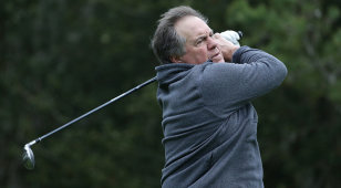 Belichick tees it up after Super Bowl win