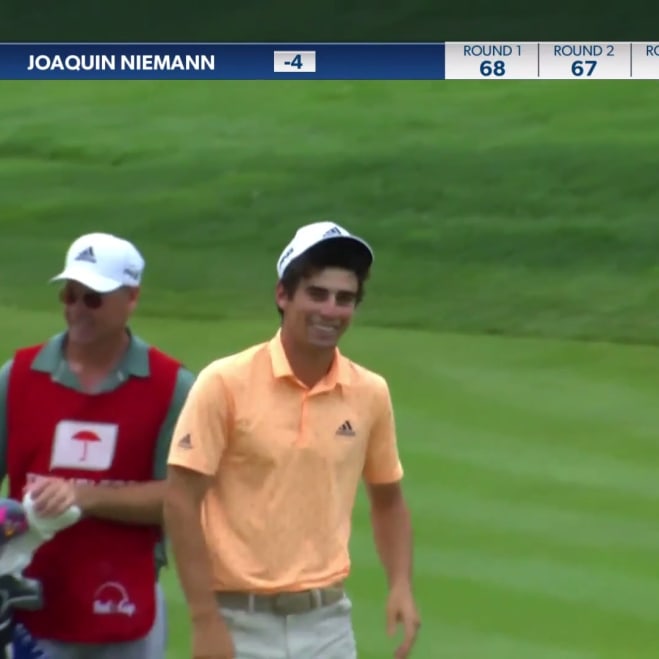 Joaquin Niemann Age - Who Is Joaquin Niemann S Coach Meet Eduardo Miquel : Joaquín niemann's age is 21.