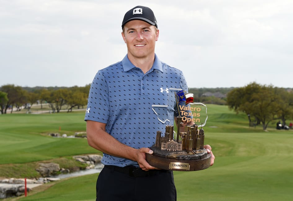 Spieth wins Valero, back in winner's circle