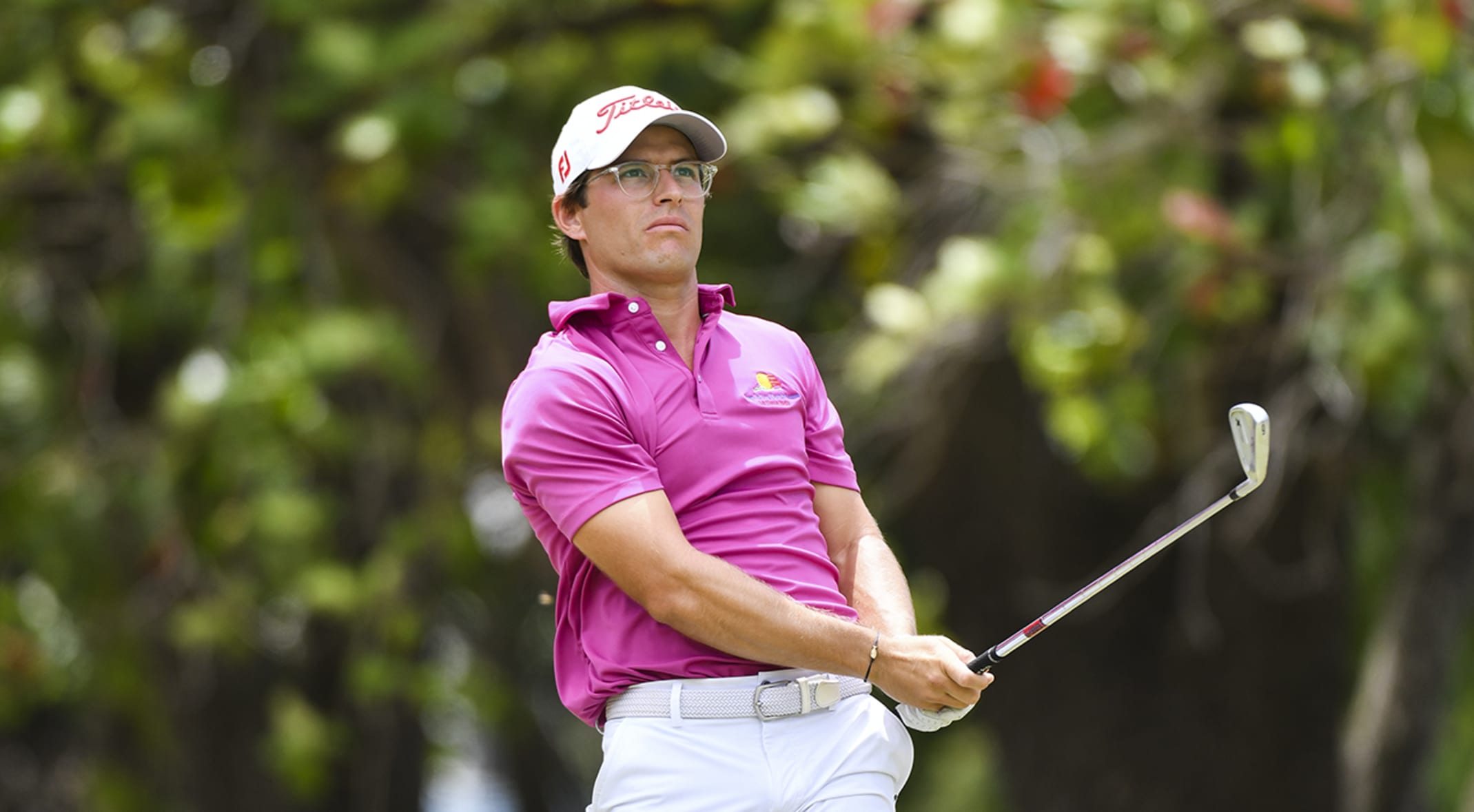 Pumarol Thrills Crowd As He Takes 54 Hole Lead In The Dr