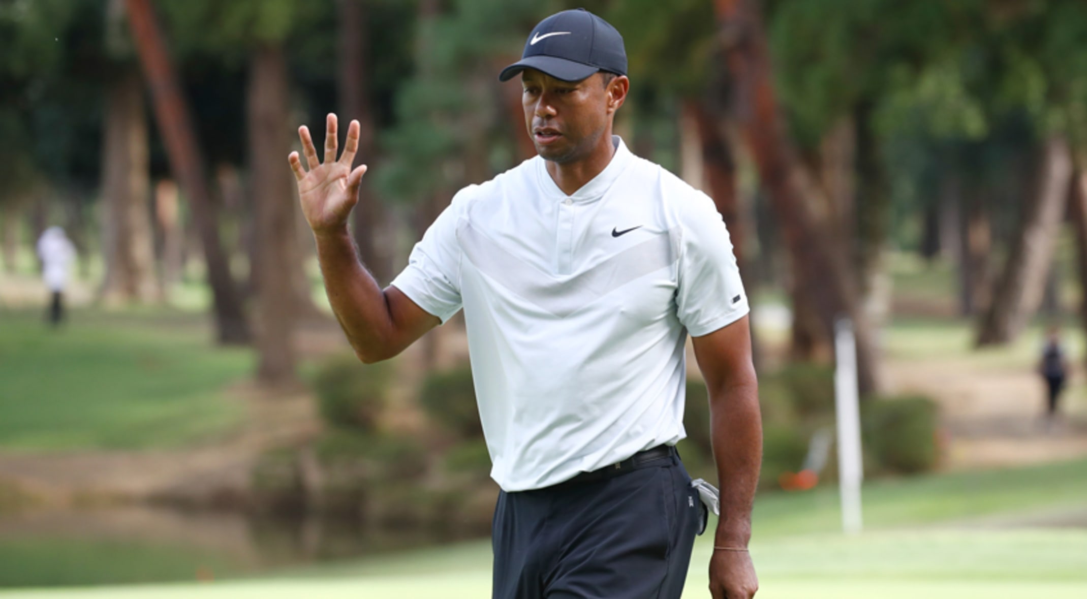 Tiger Woods Takes Two Shot Lead At The Zozo Championship