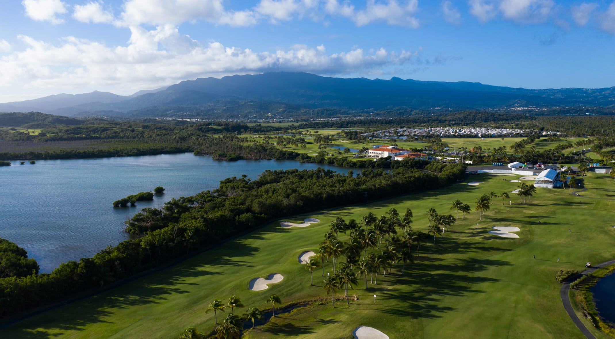 Are Golf Courses Open in the Winter 