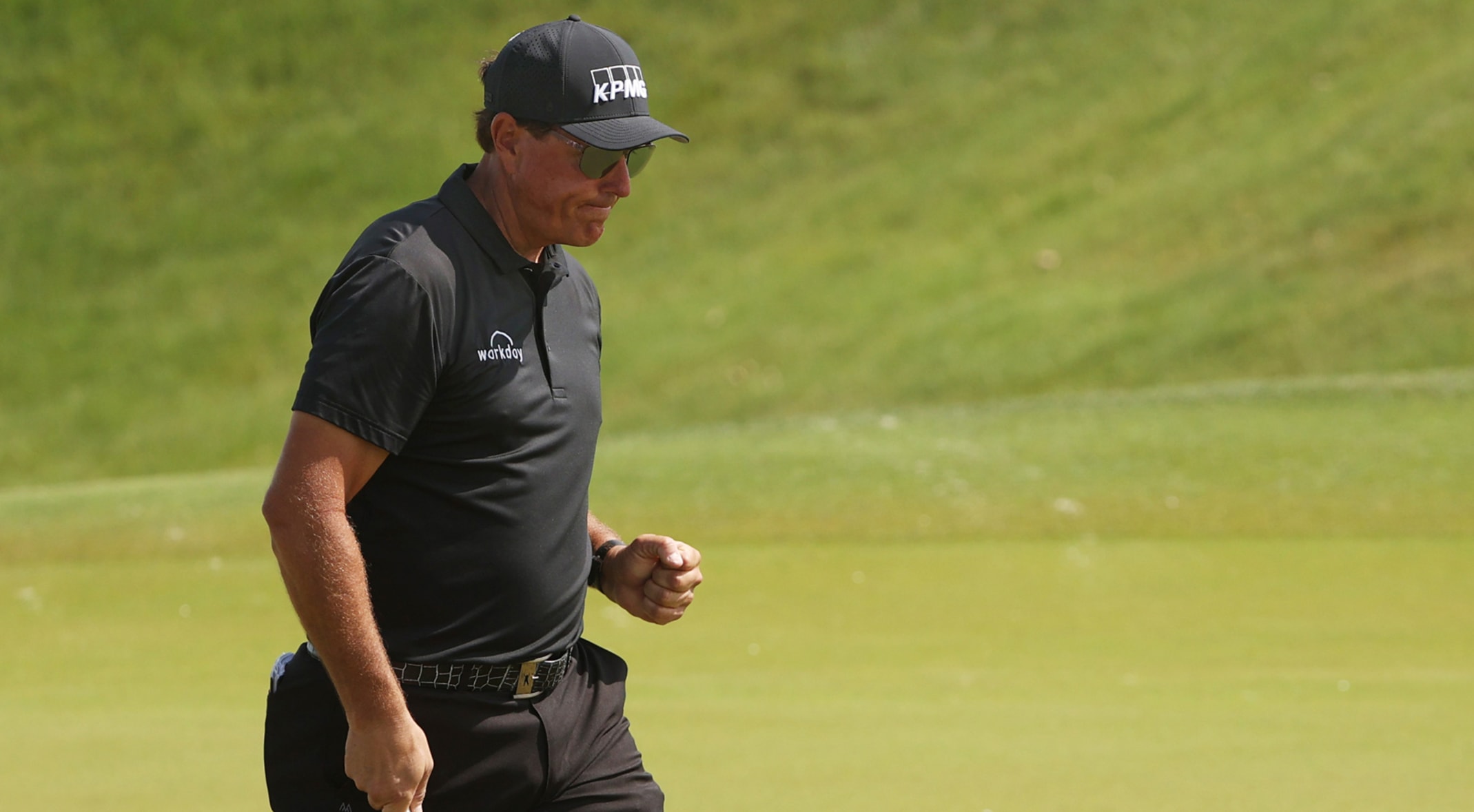 Phil Mickelson Shaky But Takes One Shot Lead At Pga Championship