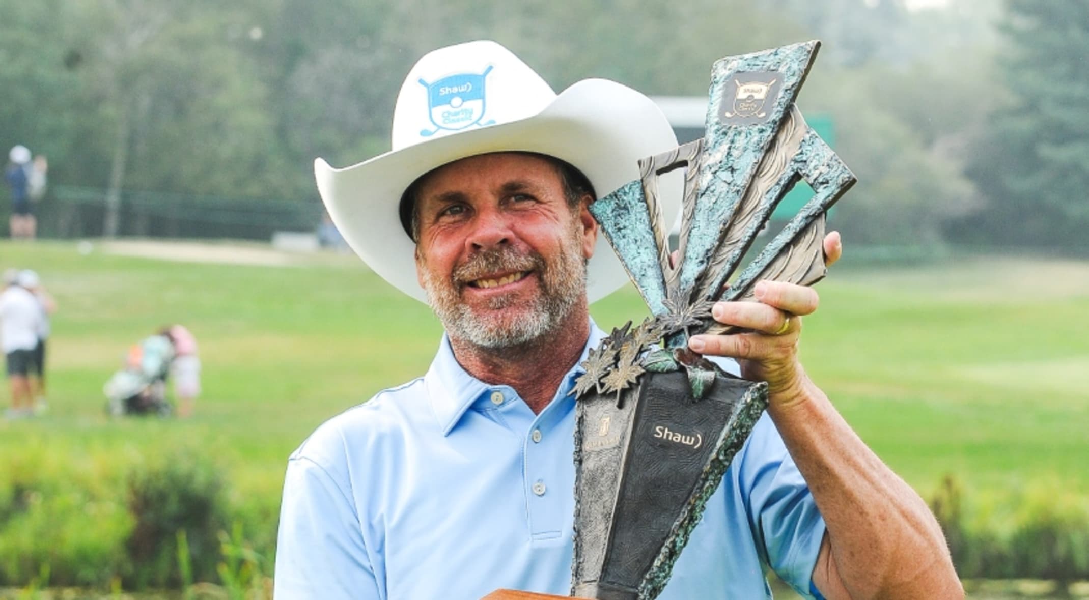 Defending champion Doug Barron