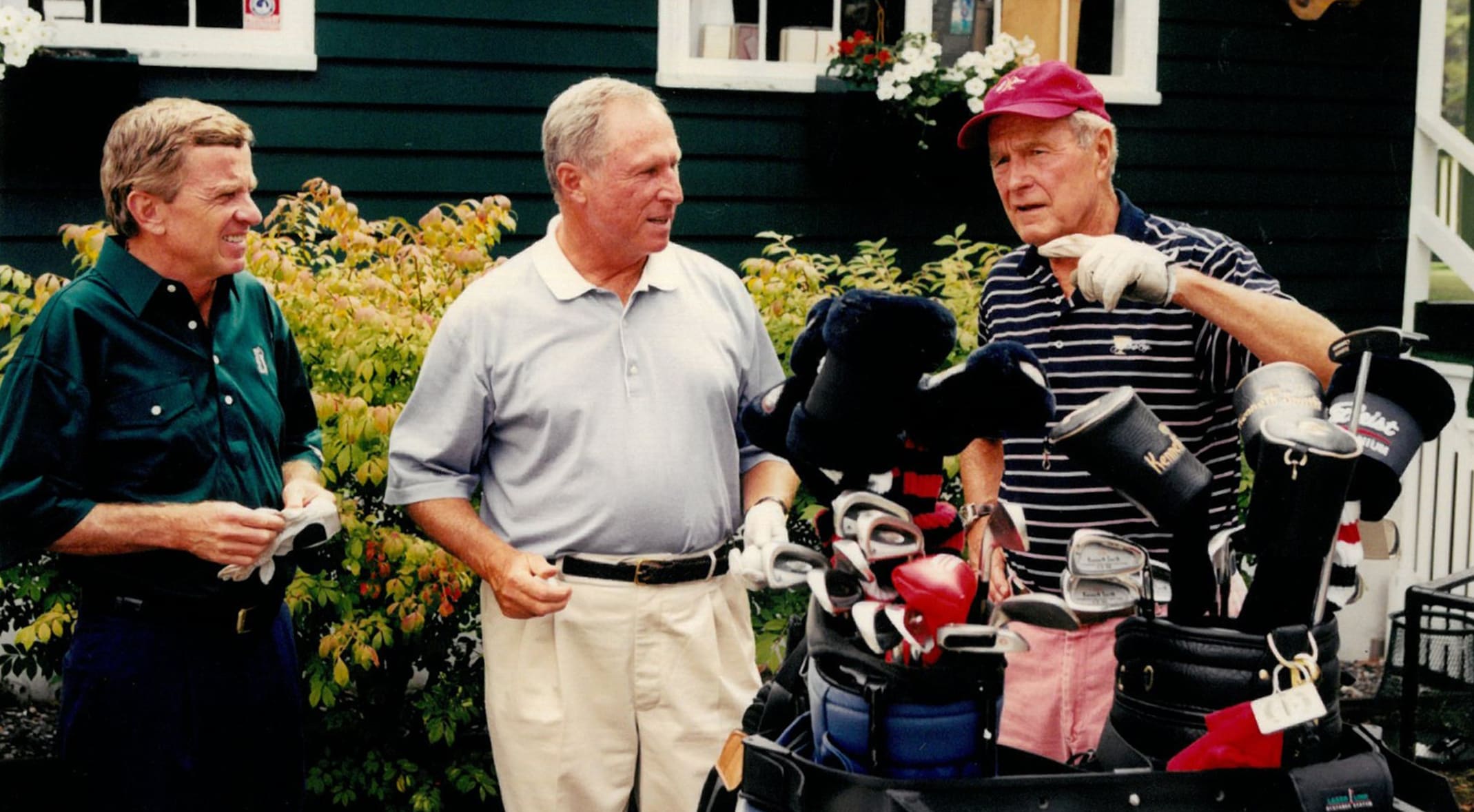 Former TOUR Commissioner Tim Finchem pays tribute to Dick Ferris