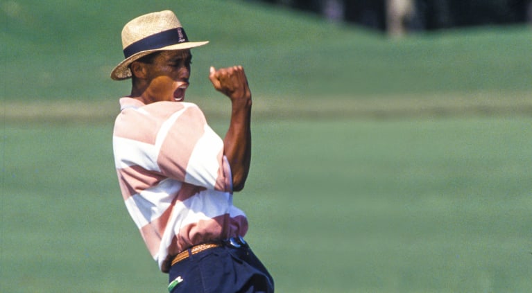 When did Tiger Woods show the first glimpse of greatness in his pro golf career?, stay informed, News Without Politics, NWP, subscribe, sports, golf, unbiased news source