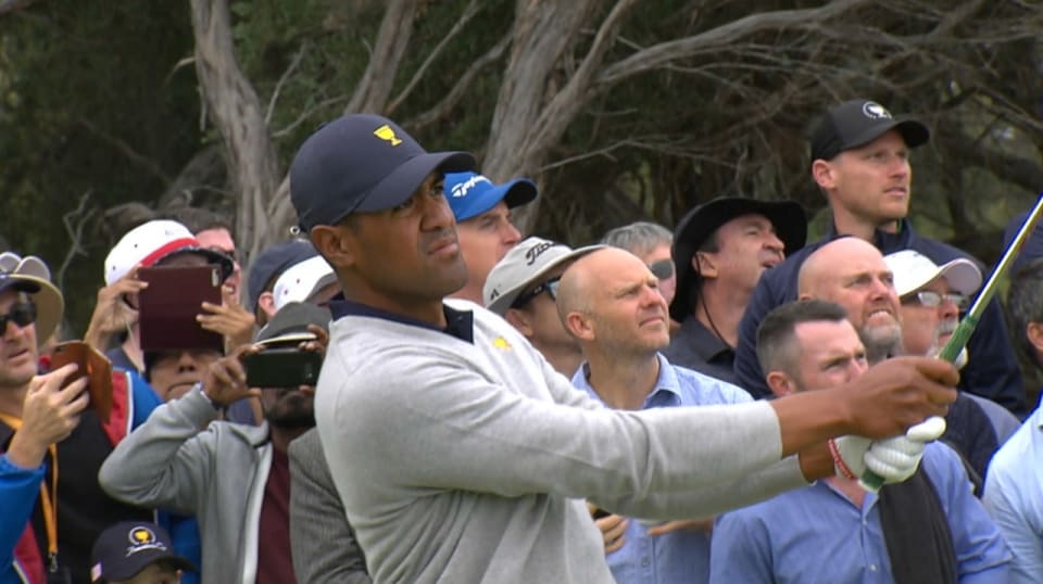 Tony Finau's 141-yard approach sets up birdie putt at the Presidents Cup