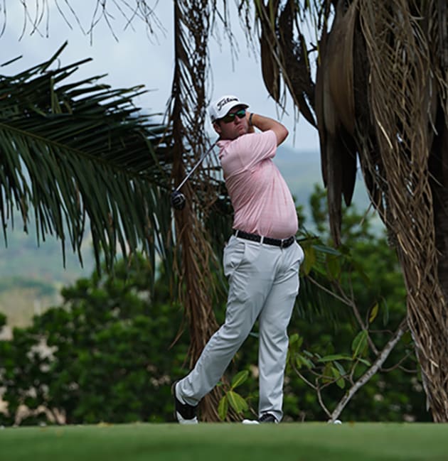 Taylor holds lead in Panama