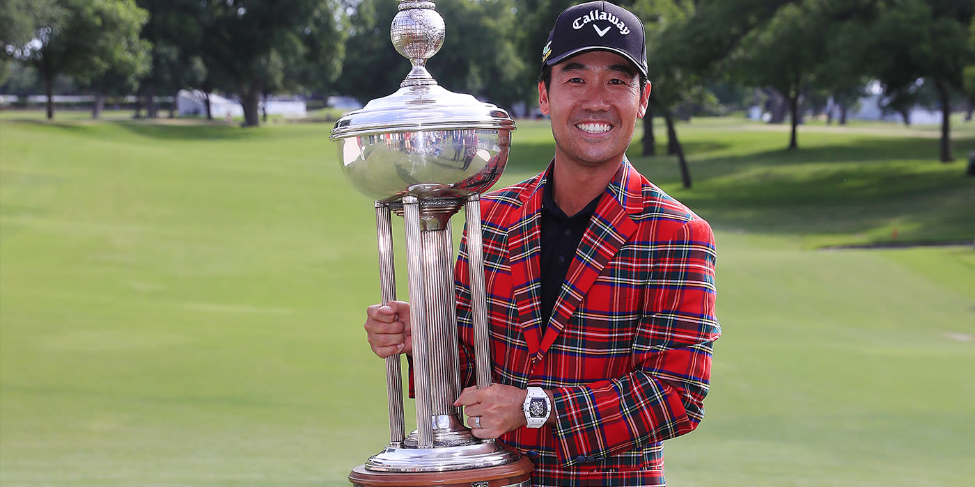 Kevin Na finally hoists the Charles Schwab trophy