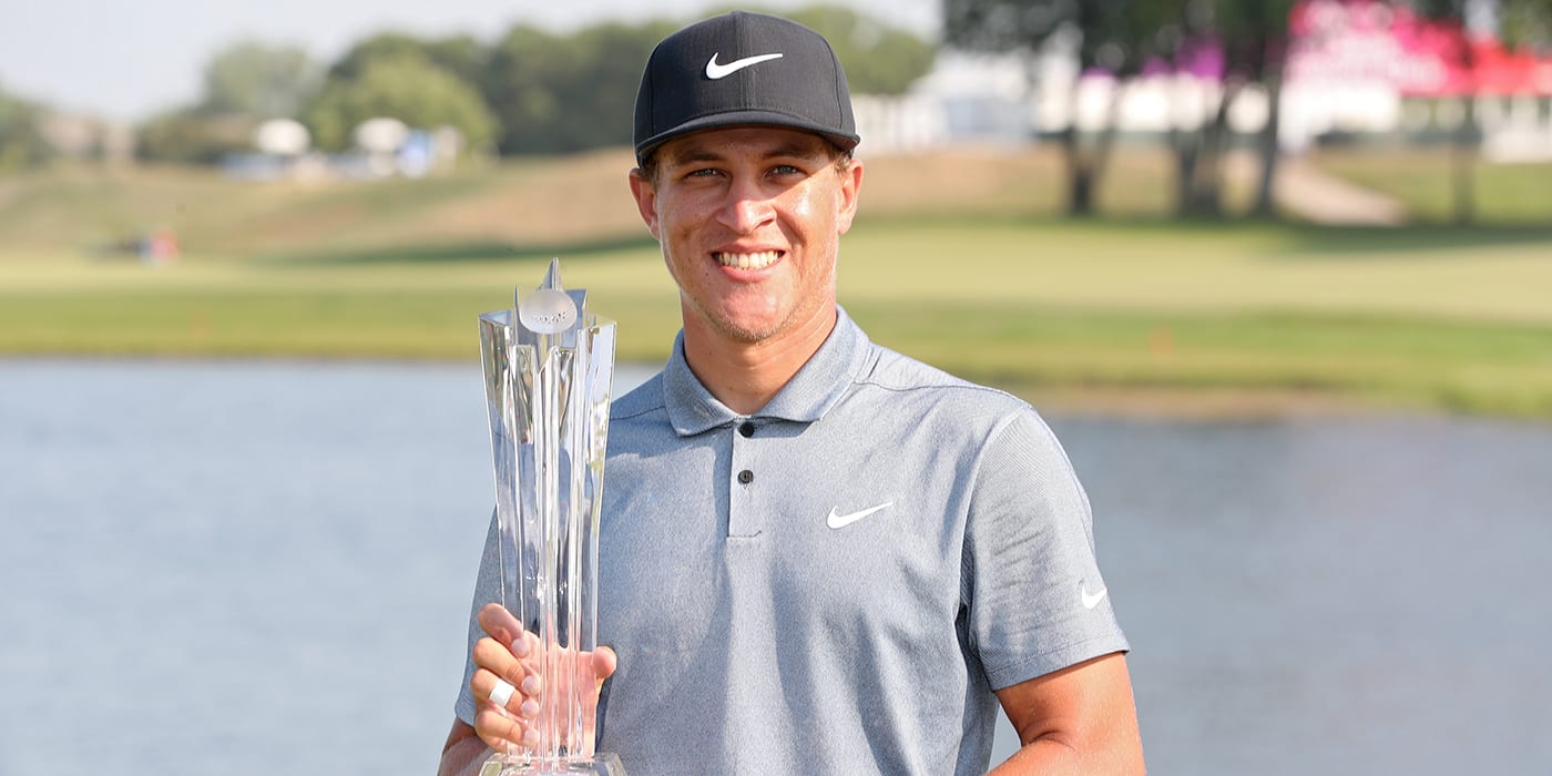 Cameron Champ with 3M trophy