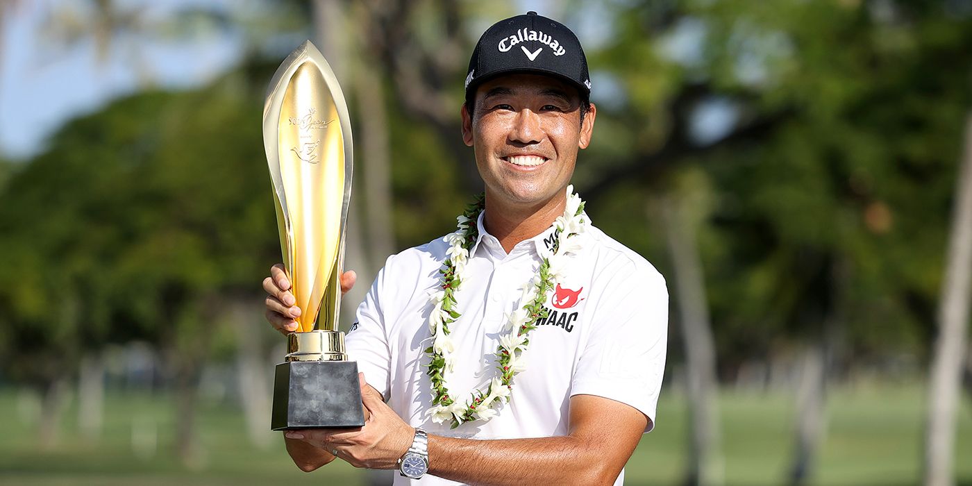 Kevin Na with Sony Open trophy