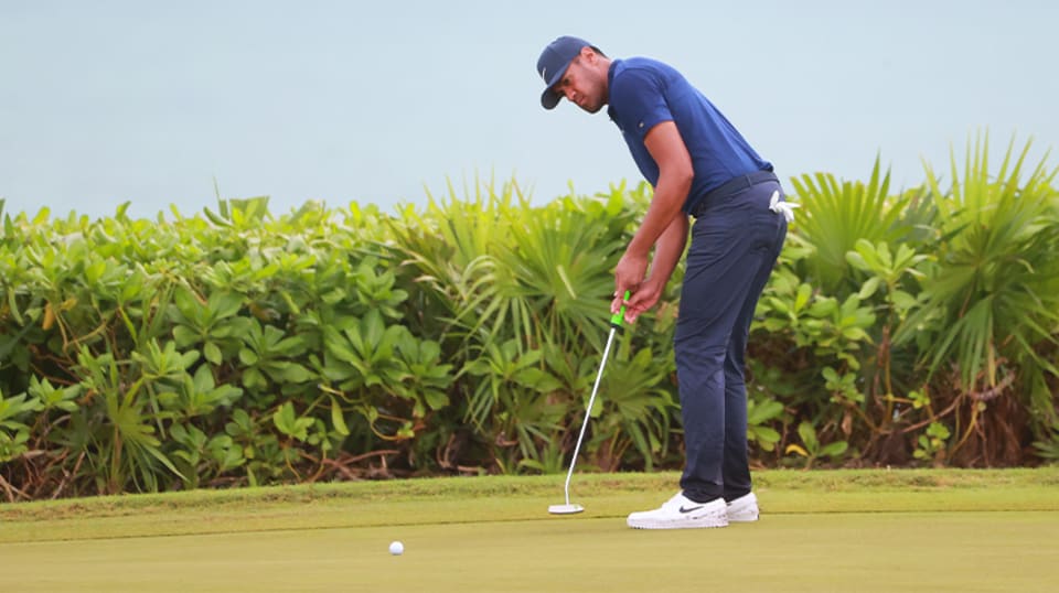 Tony Finau finds form with new putter setup