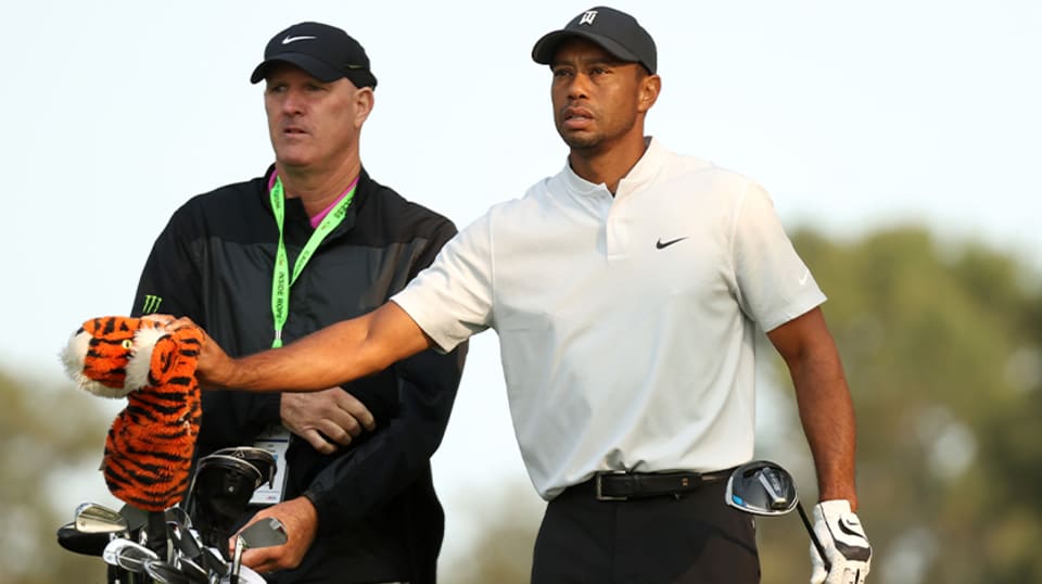Woods' father-son team joined by LaCava father-son caddie duo - Vimarsana News