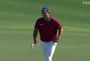 Patrick Reed rolls in long eagle putt on No. 15 at Hero