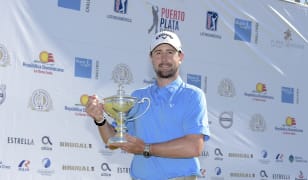 Chileno Del Solar termina com um tiro dos sonhos para vencer em Puerto Plata
