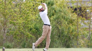 Blake Elliott fires second straight 69 to lead Mackenzie Tour Q-School