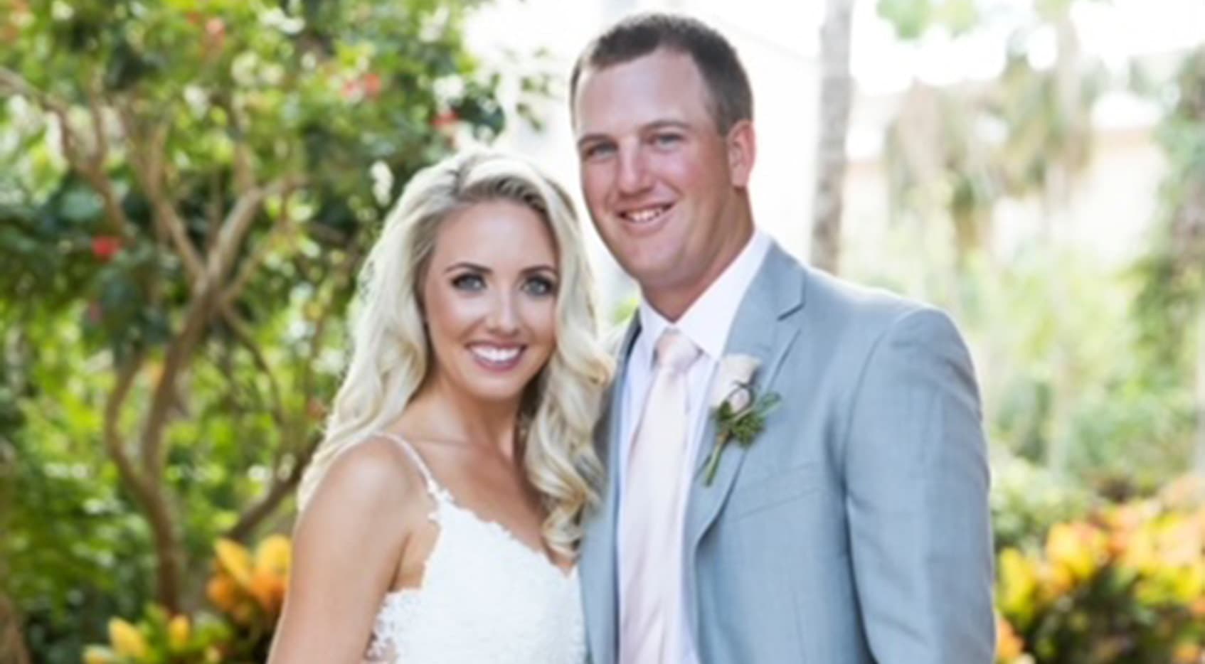 Tom Hoge from wife Kelly picture